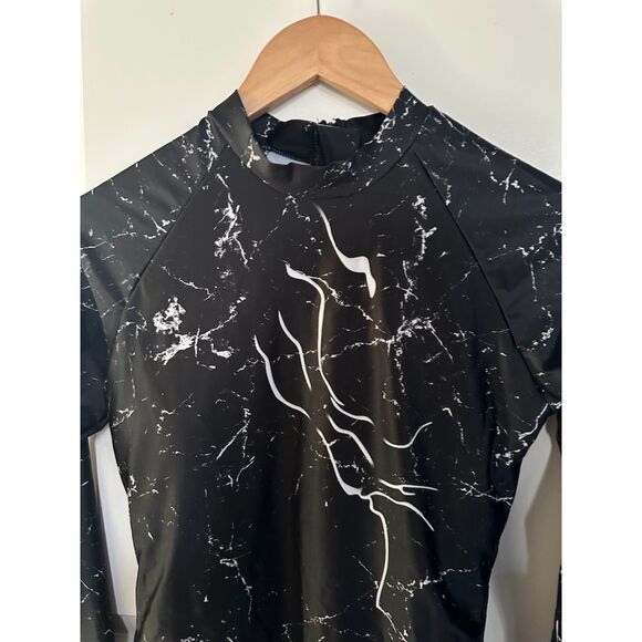 NWOT No Brand Marble Print Women's Long Sleeve Diving Style Swimsuit Size L - Picture 3 of 11